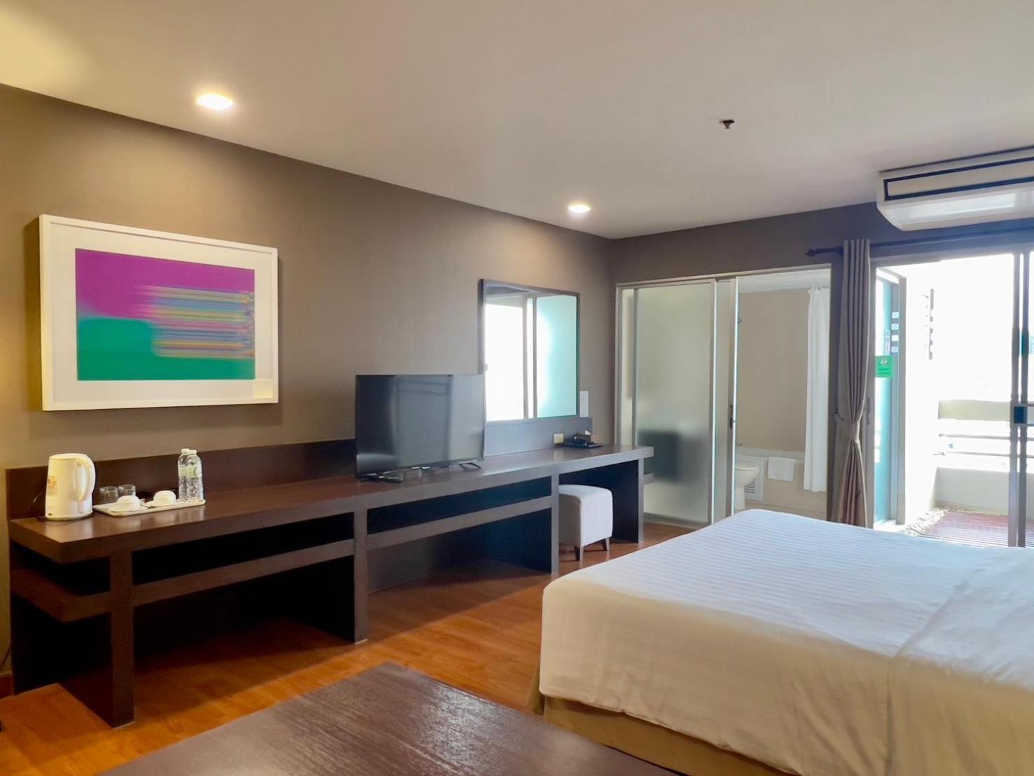 Bu Place Hotel Банкок Екстериор снимка